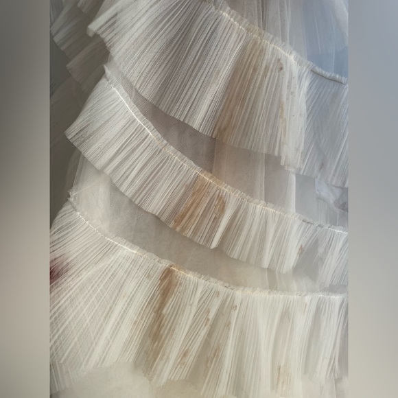 BCBGMaxAzria Couture Dress - large beige stains at the front and side, sorry! - Picture 6 of 6